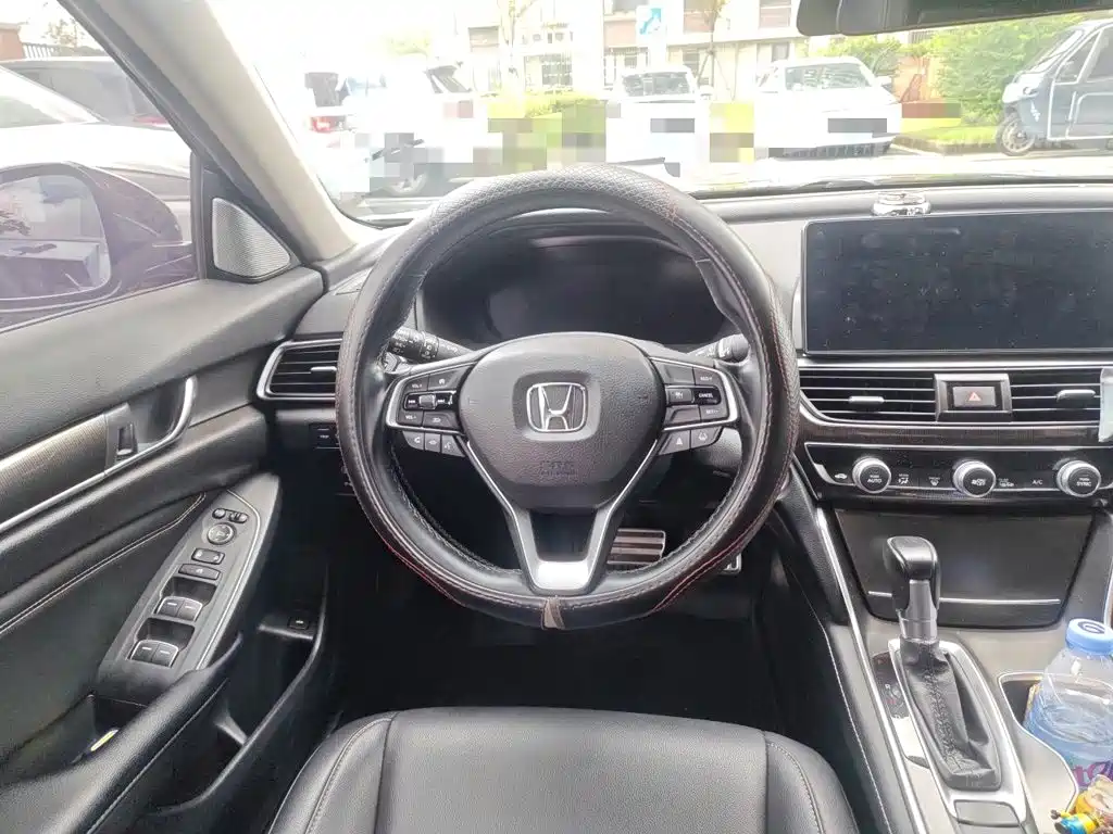 Honda Accord — миниатюра 6