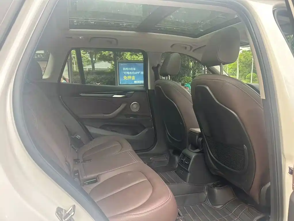 BMW X1 — миниатюра 9