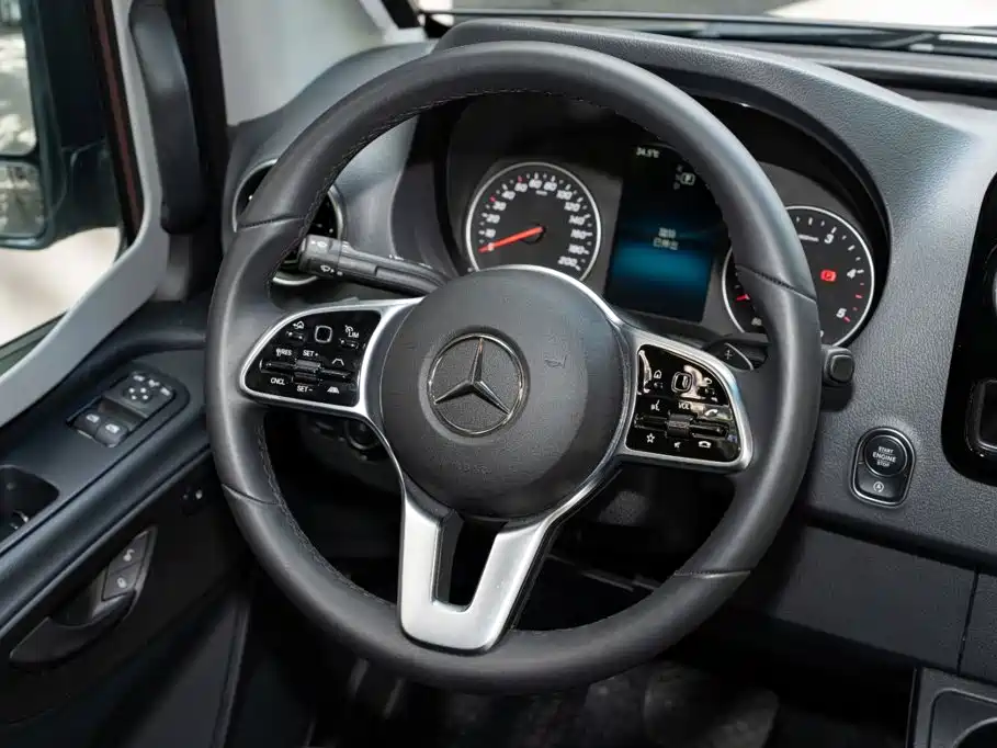 Mercedes-Benz Sprinter — миниатюра 22