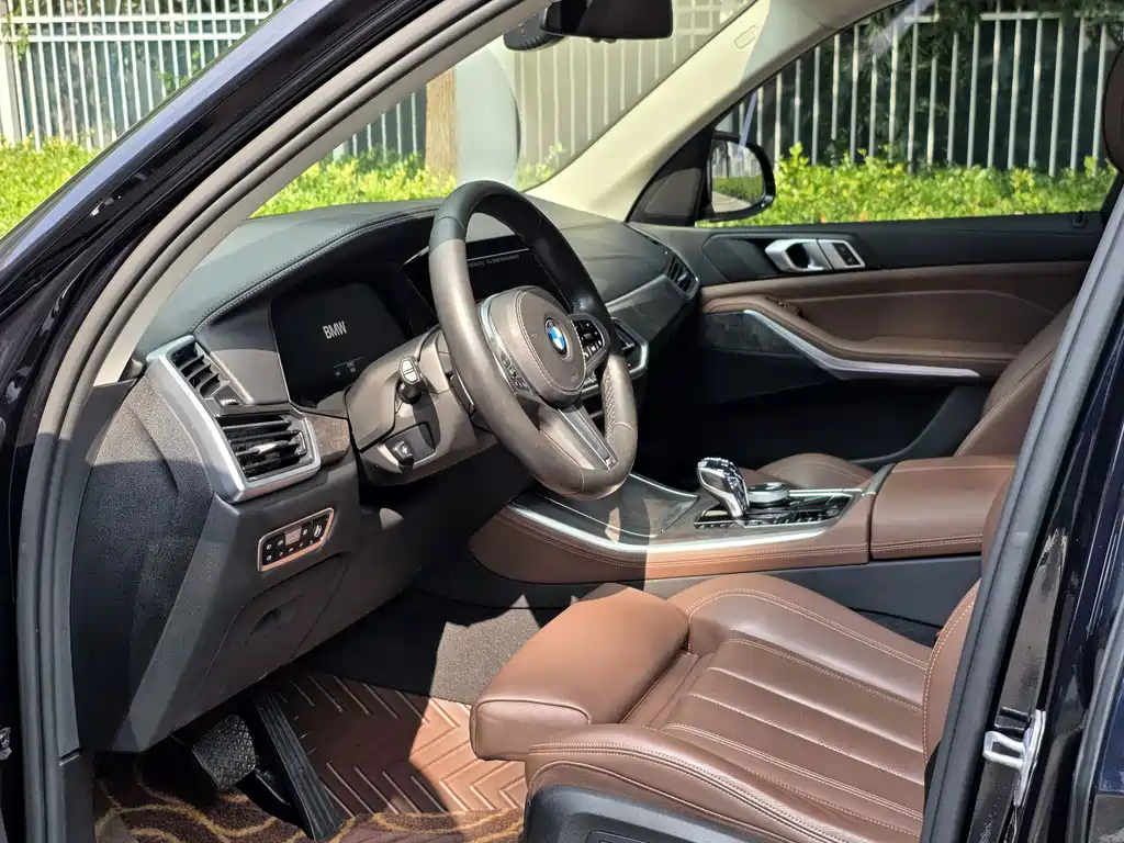 BMW X5 (Import) — миниатюра 4