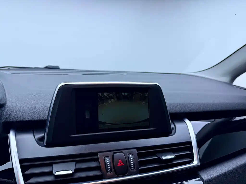 BMW 2 SERIES STATION WAGON