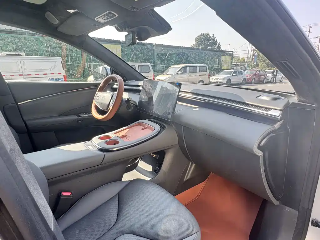 XPeng G7 — миниатюра 8