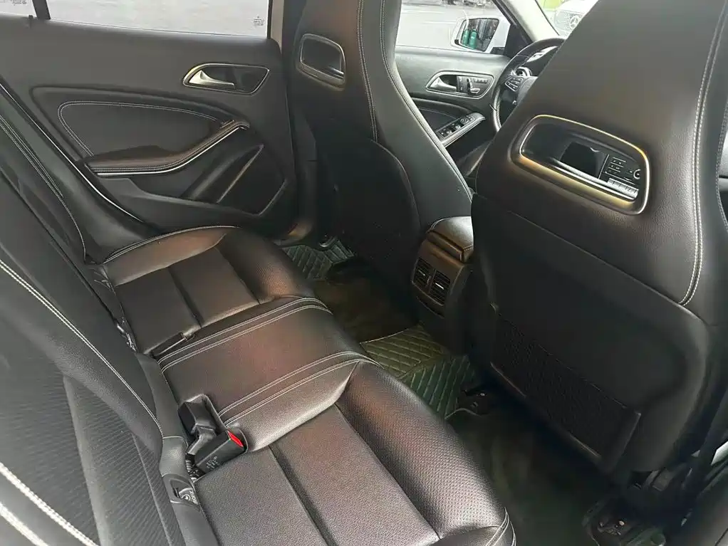 Mercedes-Benz GLA — миниатюра 17