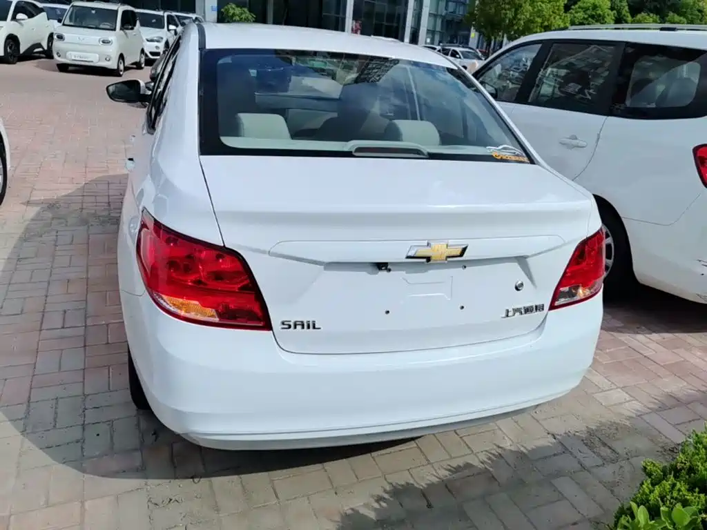 Chevrolet Sail — миниатюра 6