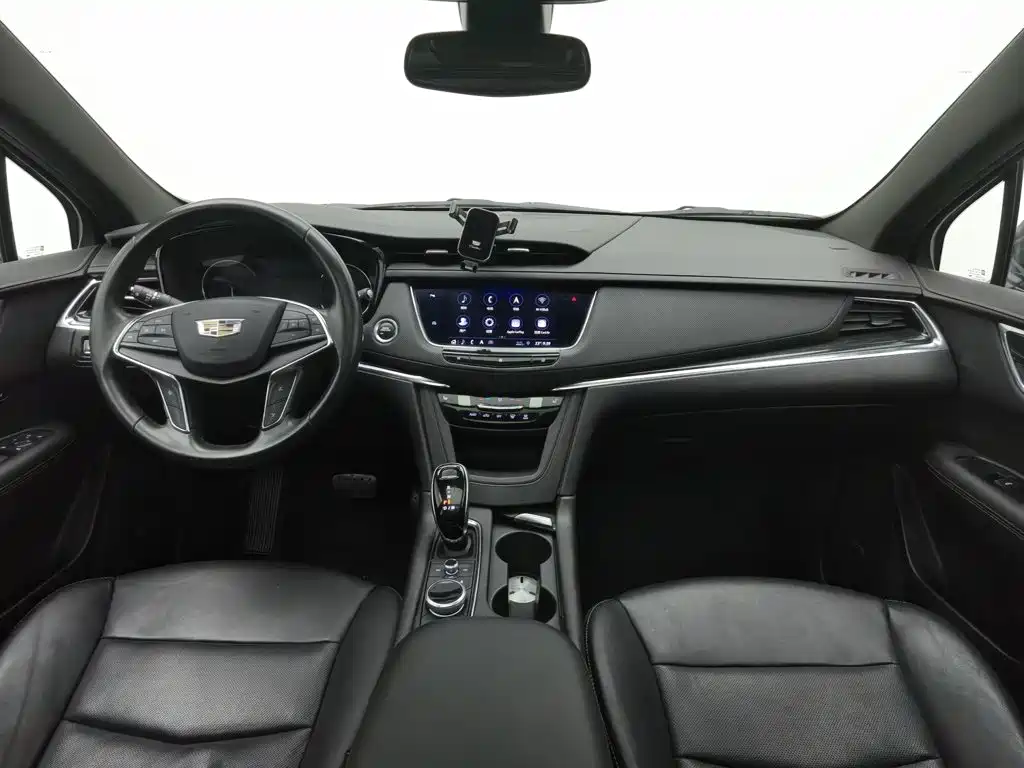 Cadillac XT5 — миниатюра 5