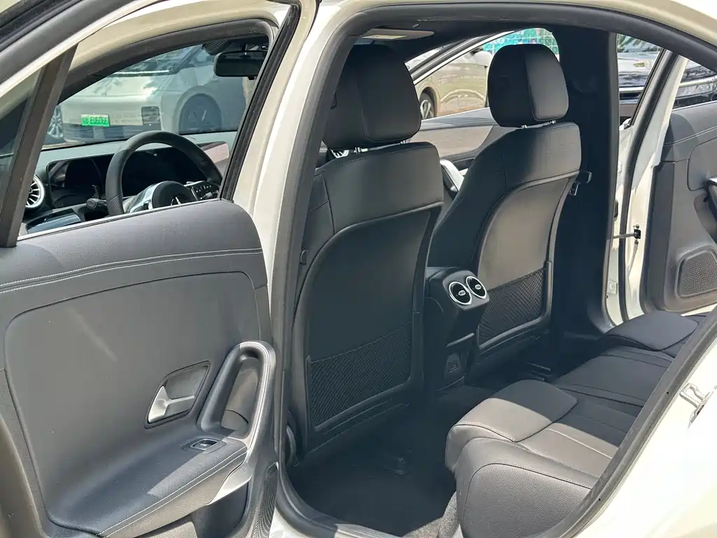 Mercedes-Benz A-Class A 2022 A 200 L Sport Fashion