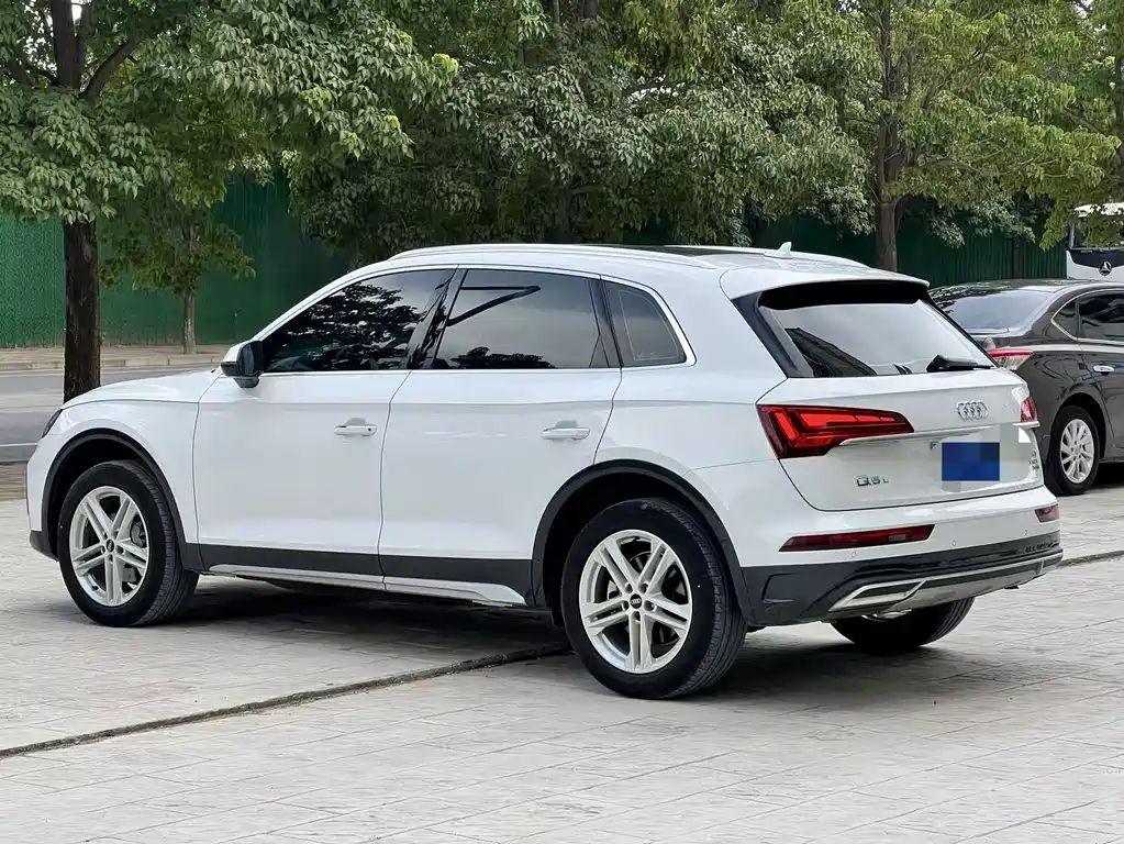 Audi Q5L — миниатюра 7