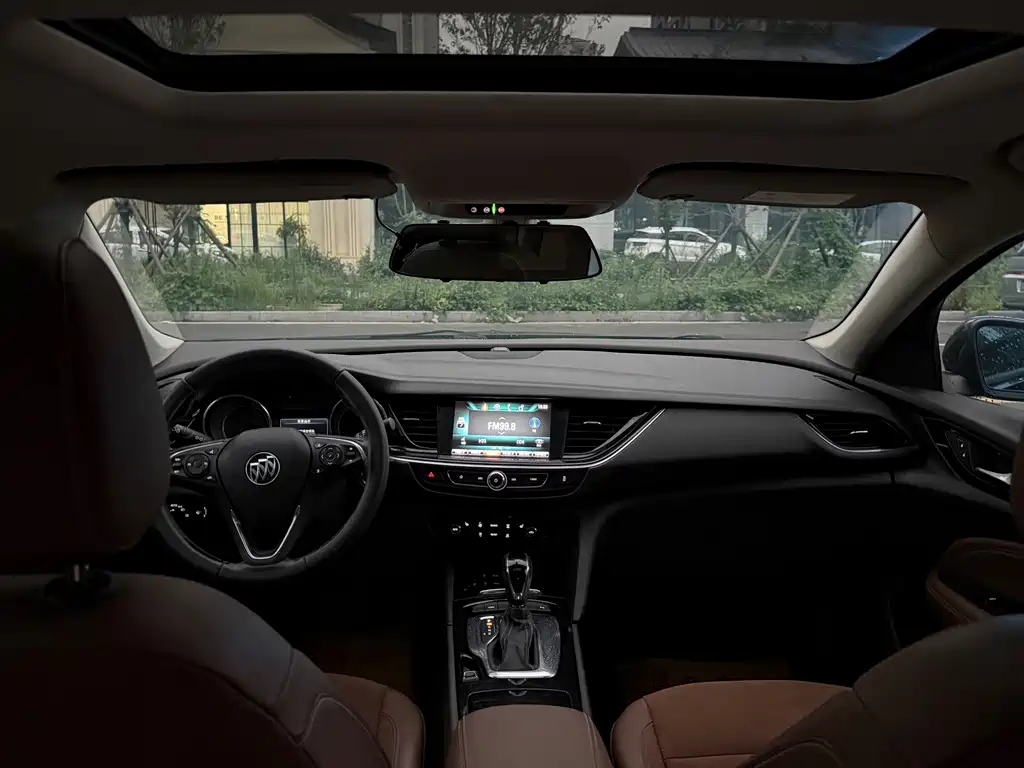 Buick Regal — миниатюра 7