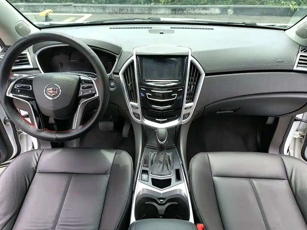 Cadillac SRX 2013 3.0L Comfort