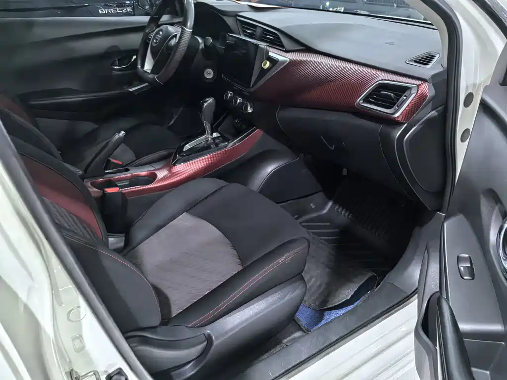 Nissan Bluebird — миниатюра 8