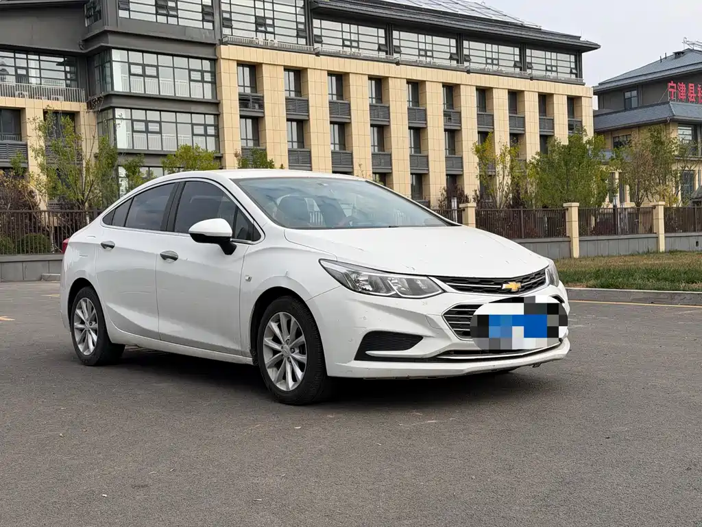 Chevrolet Cruze — миниатюра 3