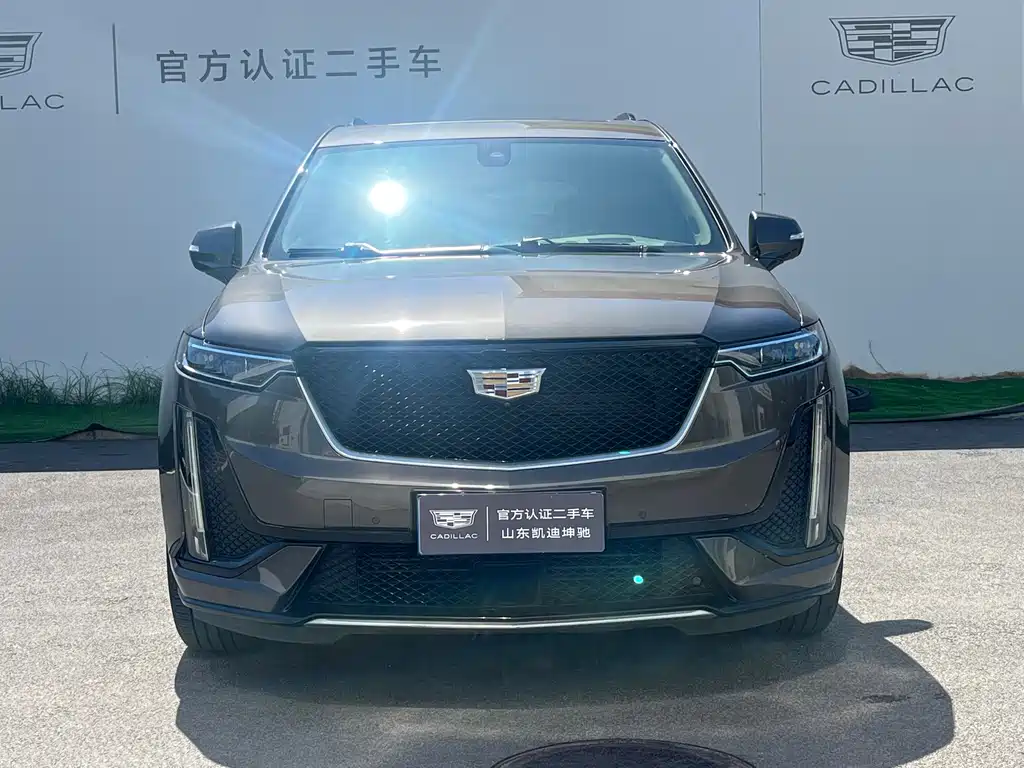 Cadillac XT6 2020 28T мест Sport