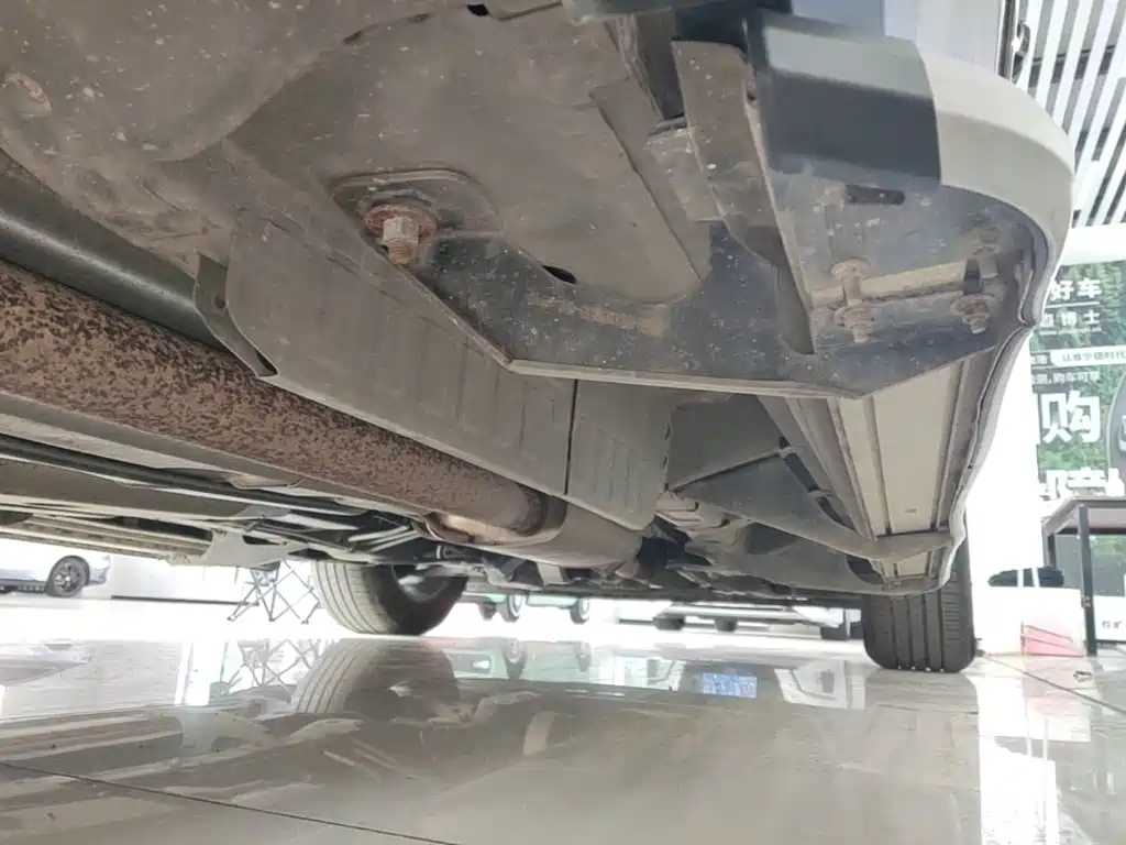 Cadillac XT5 — миниатюра 21