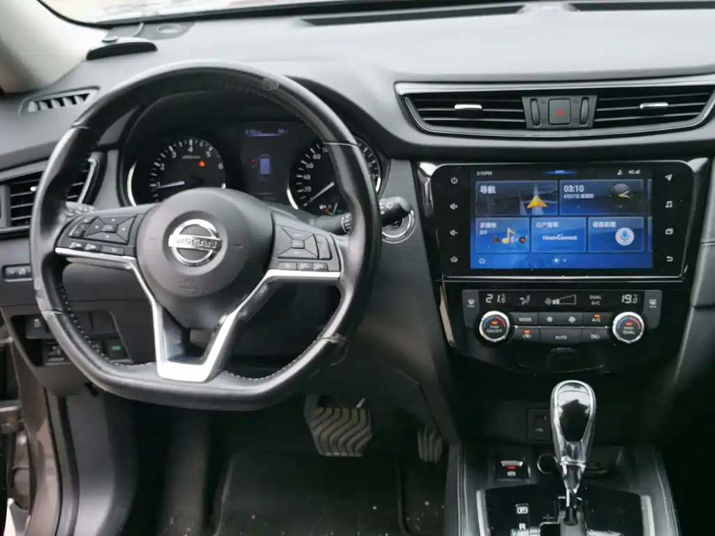 Nissan X-Trail — миниатюра 4