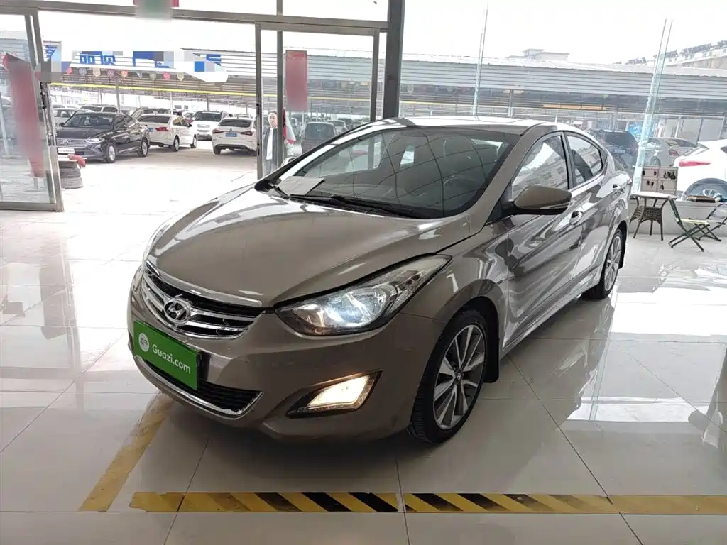 Hyundai Elantra Langdong 2015