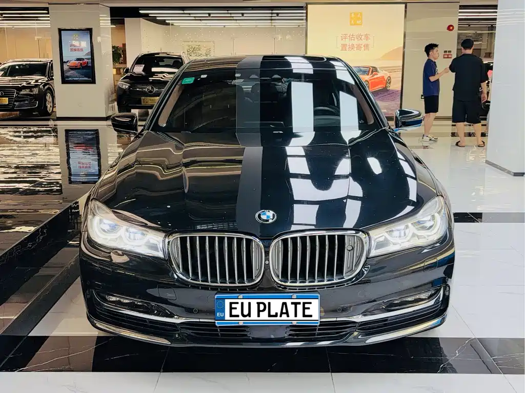 BMW 7 Series 7 2017 750Li xDrive мест
