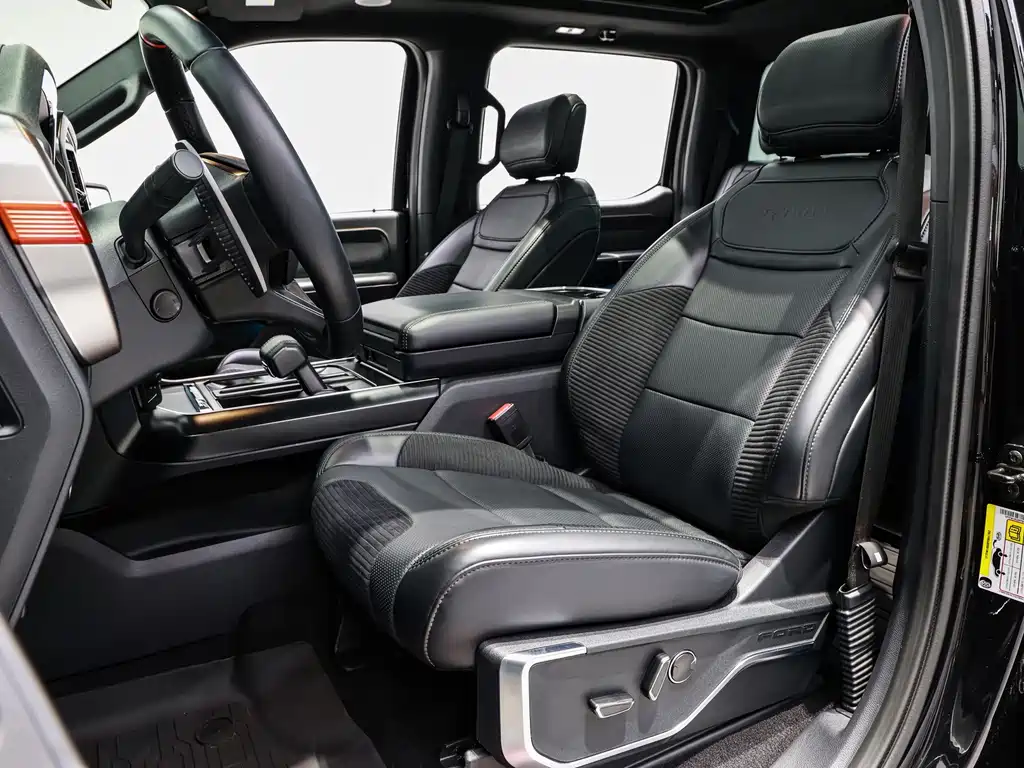 Ford F-150 Raptor — миниатюра 10