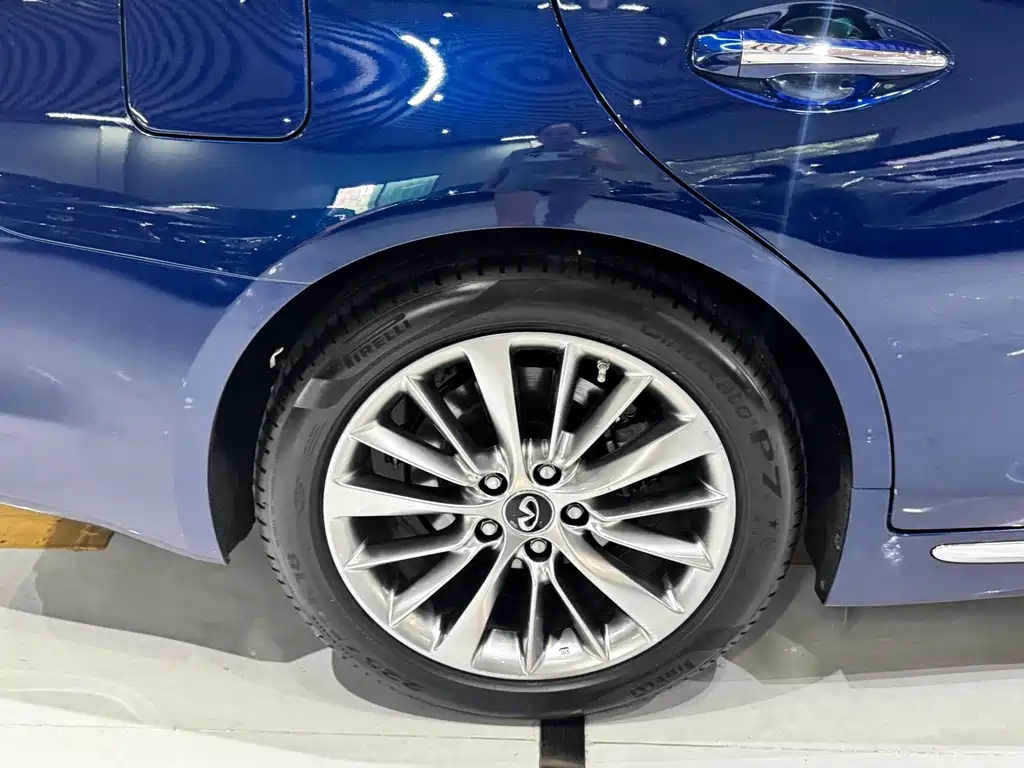 Infiniti Q50L — миниатюра 6