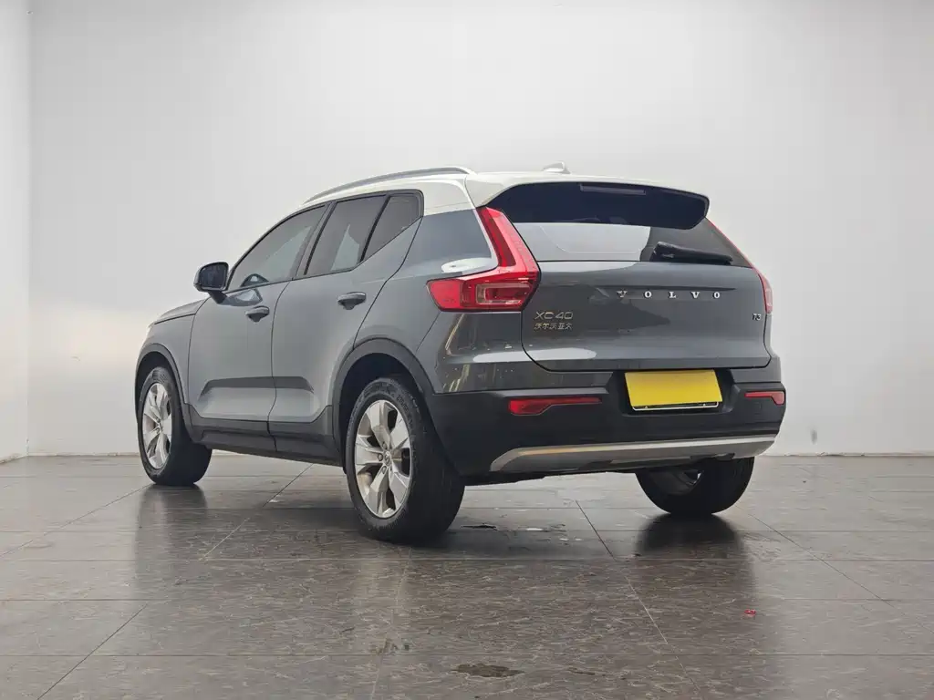 Volvo XC40 — миниатюра 4