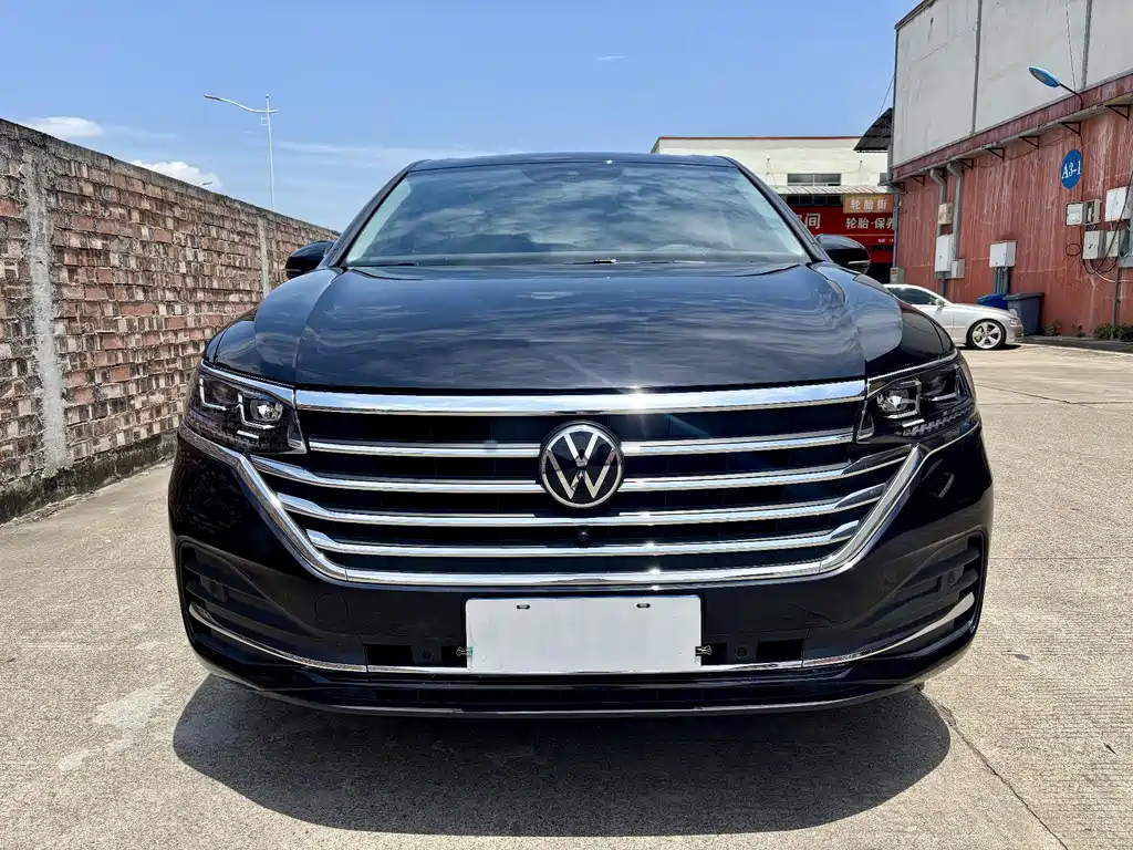 Volkswagen Viloran 380TSI Premium Speed Edition, фото 2