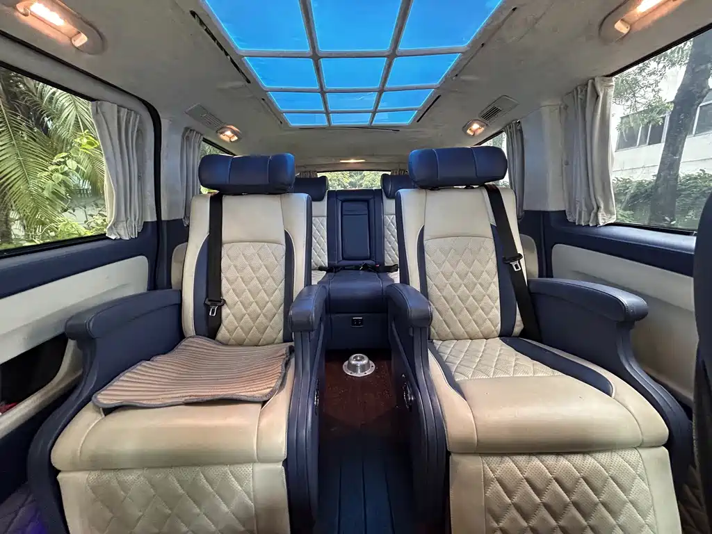 Mercedes-Benz Vito — миниатюра 17