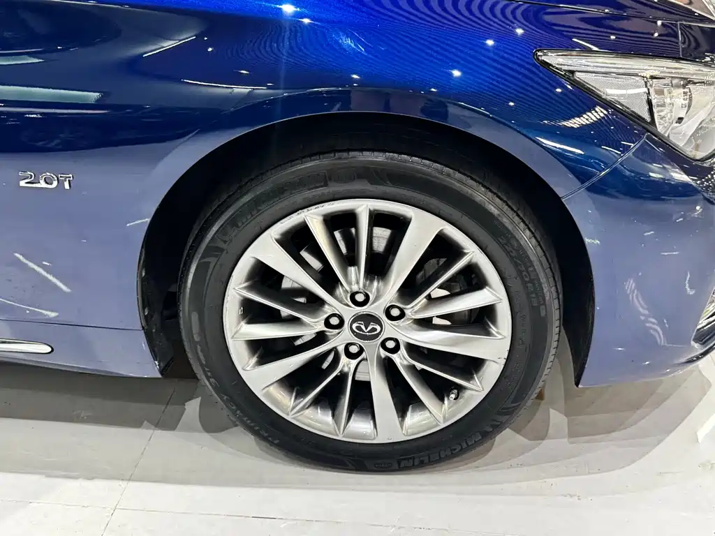 Infiniti Q50L — миниатюра 9