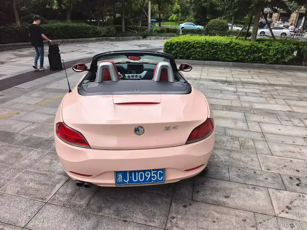 BMW Z4 — миниатюра 8