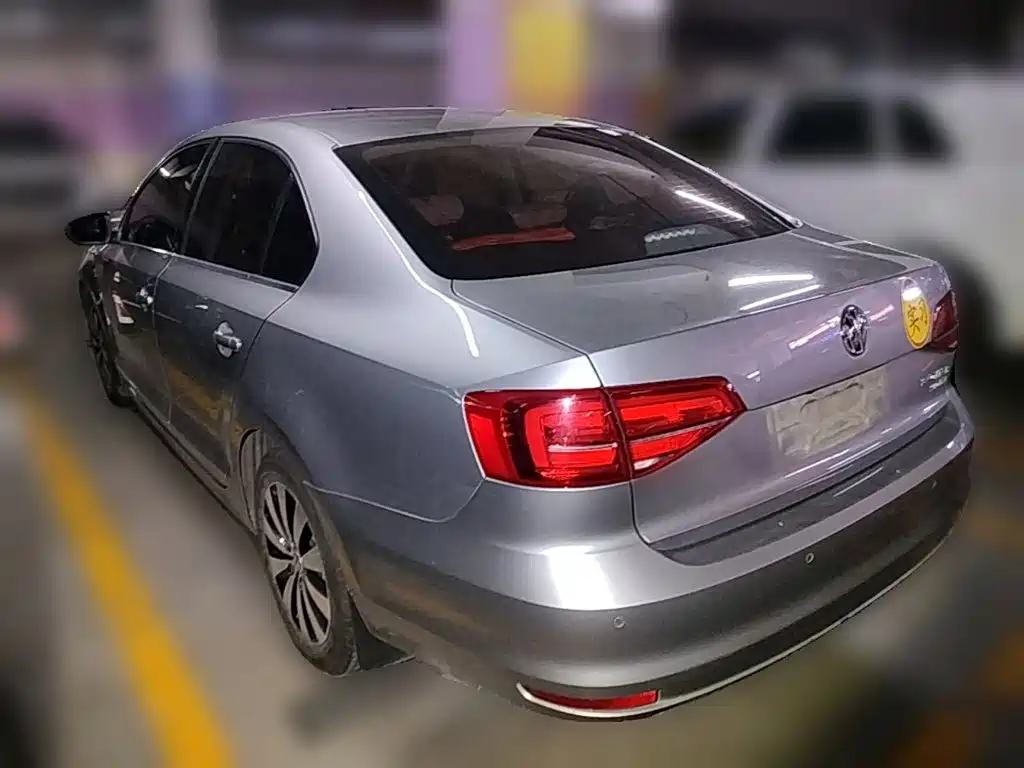 Volkswagen Sagitar — миниатюра 7