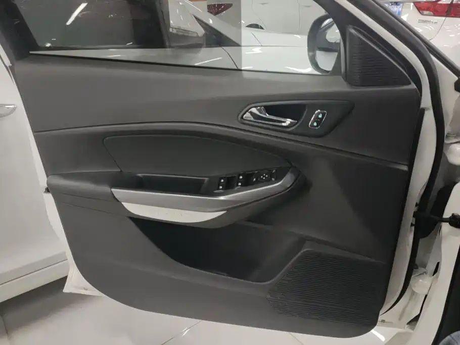 Ford Escort — миниатюра 7