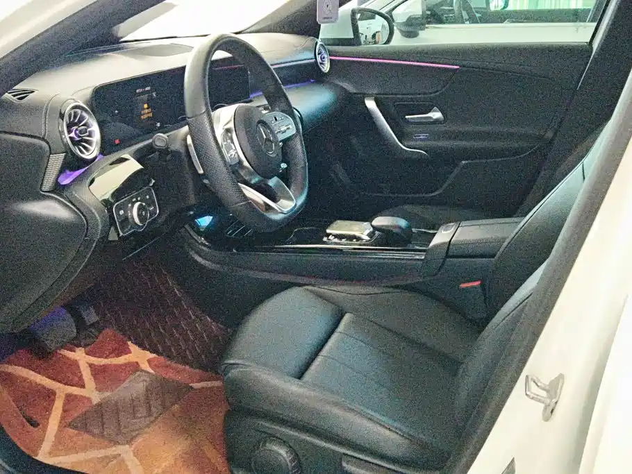 Mercedes-Benz A-Class — миниатюра 9