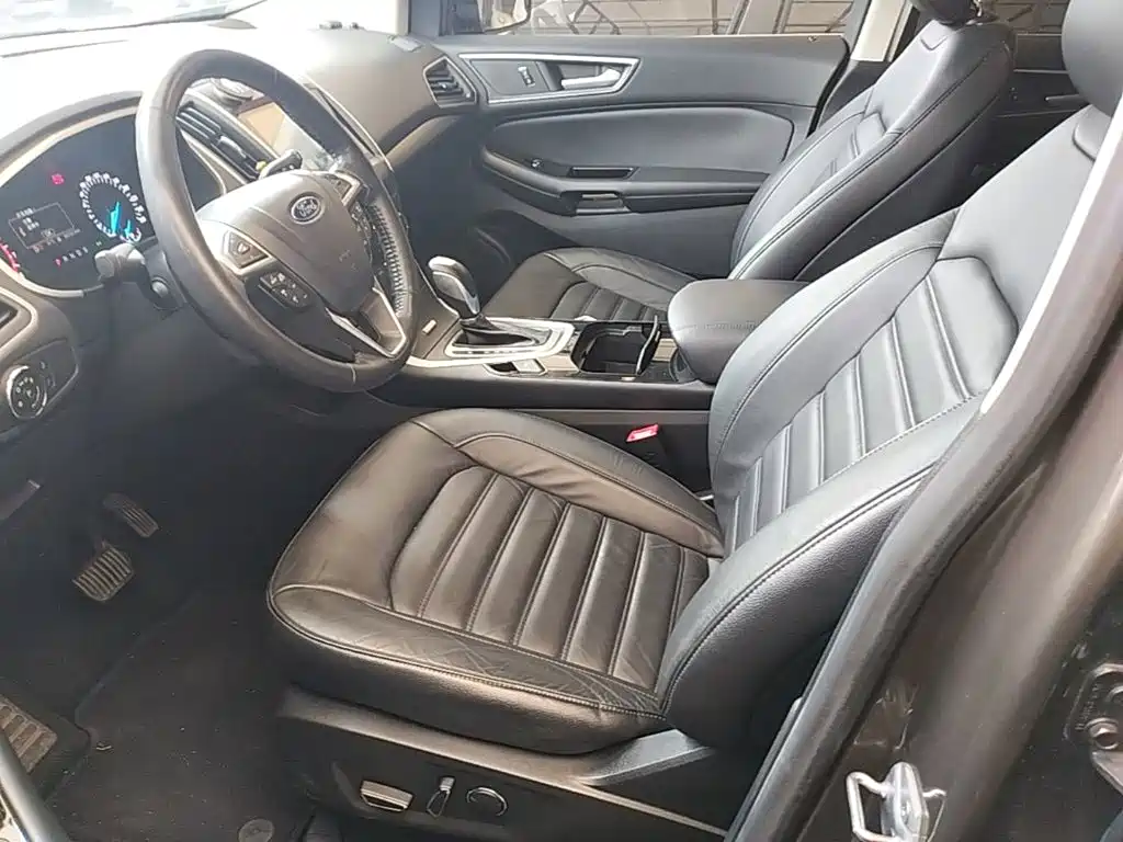 Ford Edge — миниатюра 15