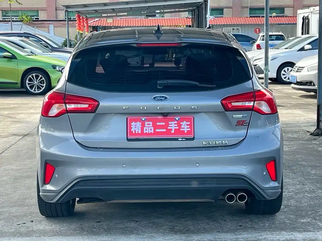 Ford Focus — миниатюра 8