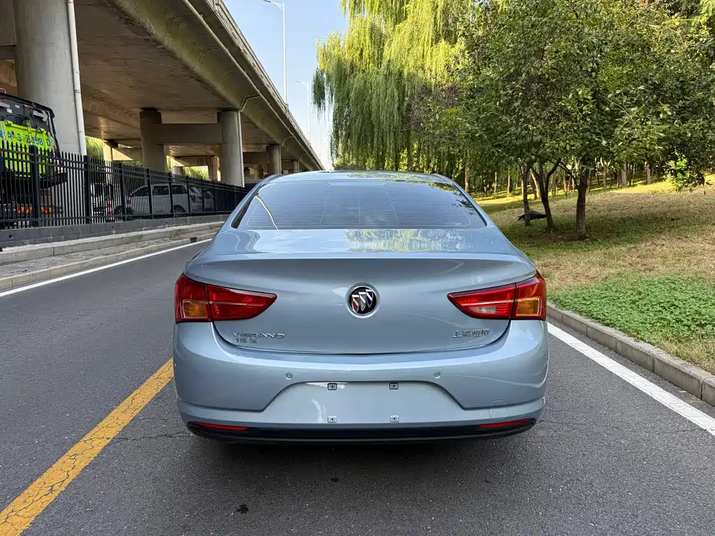 Buick Verano — миниатюра 6