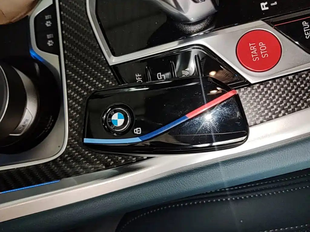 BMW XM 2023 50e