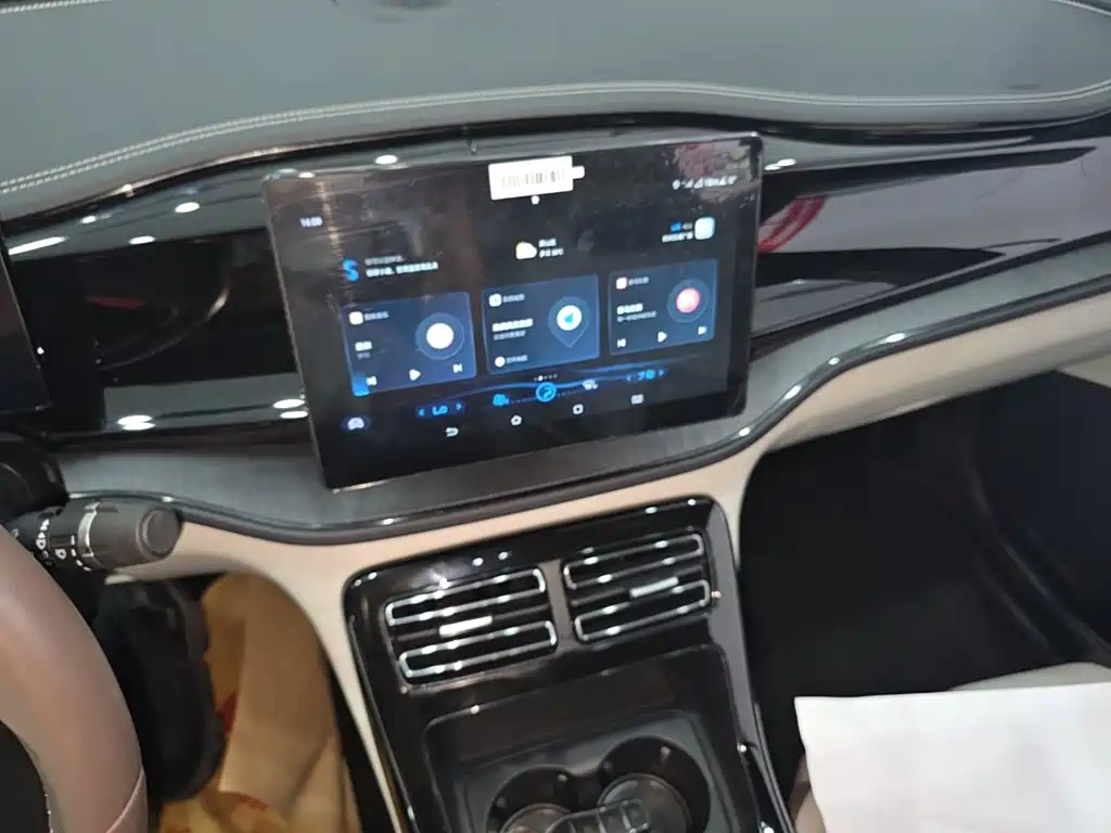 BYD Qin PLUS — миниатюра 18