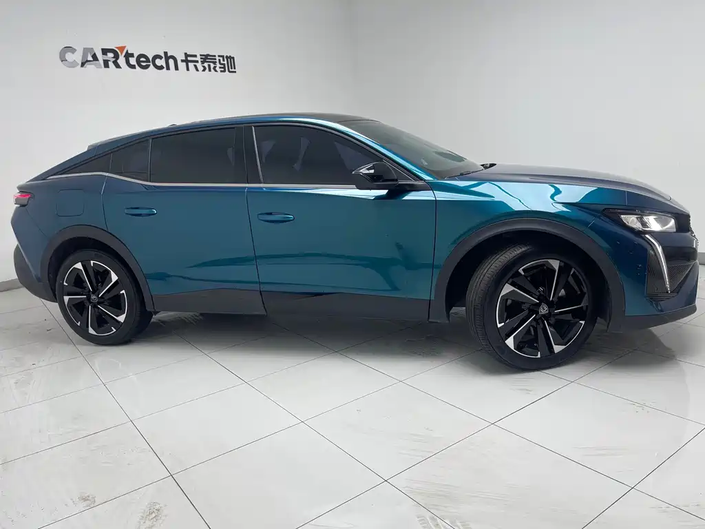 PEUGEOT  408X