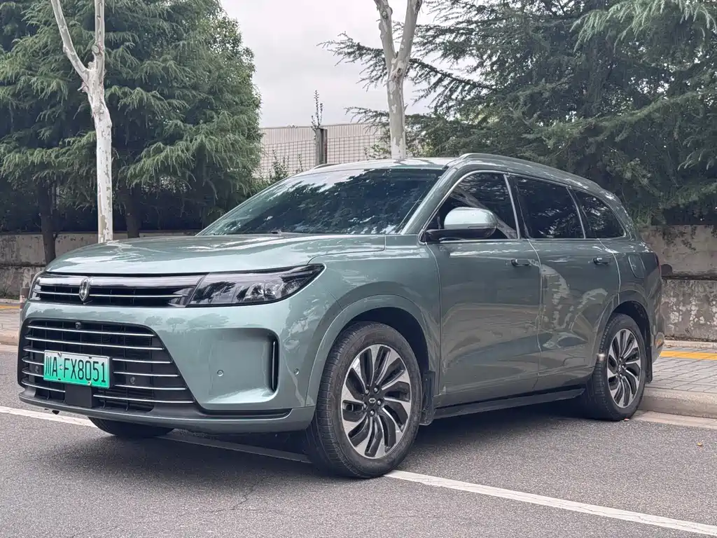 AITO Wenjie AITO M7 — миниатюра 2