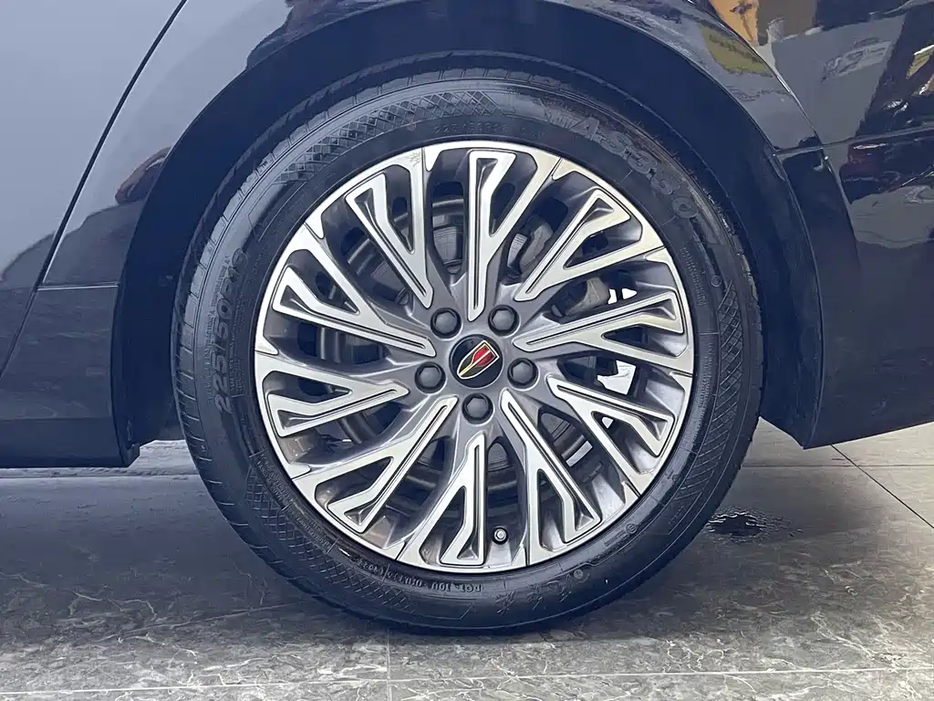 Hongqi Hongqi H5 — миниатюра 10