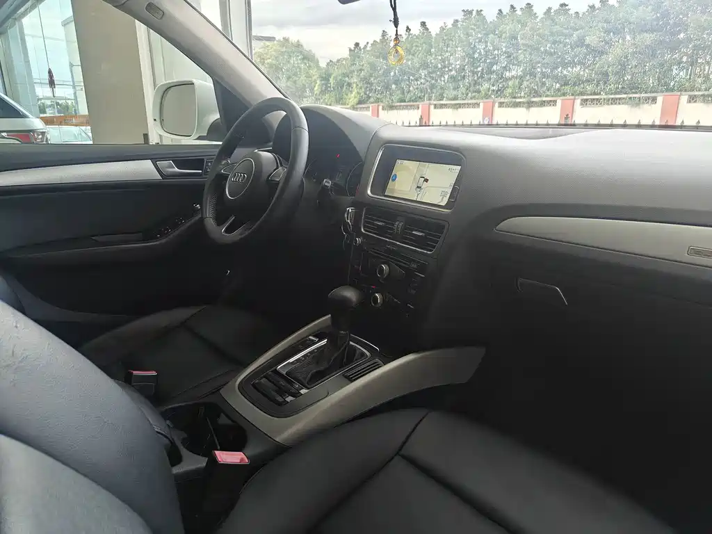 Audi Q5 — миниатюра 14
