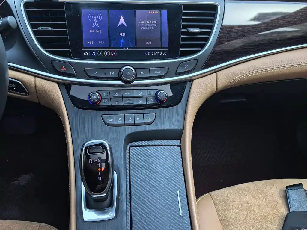 Buick LaCrosse — миниатюра 11