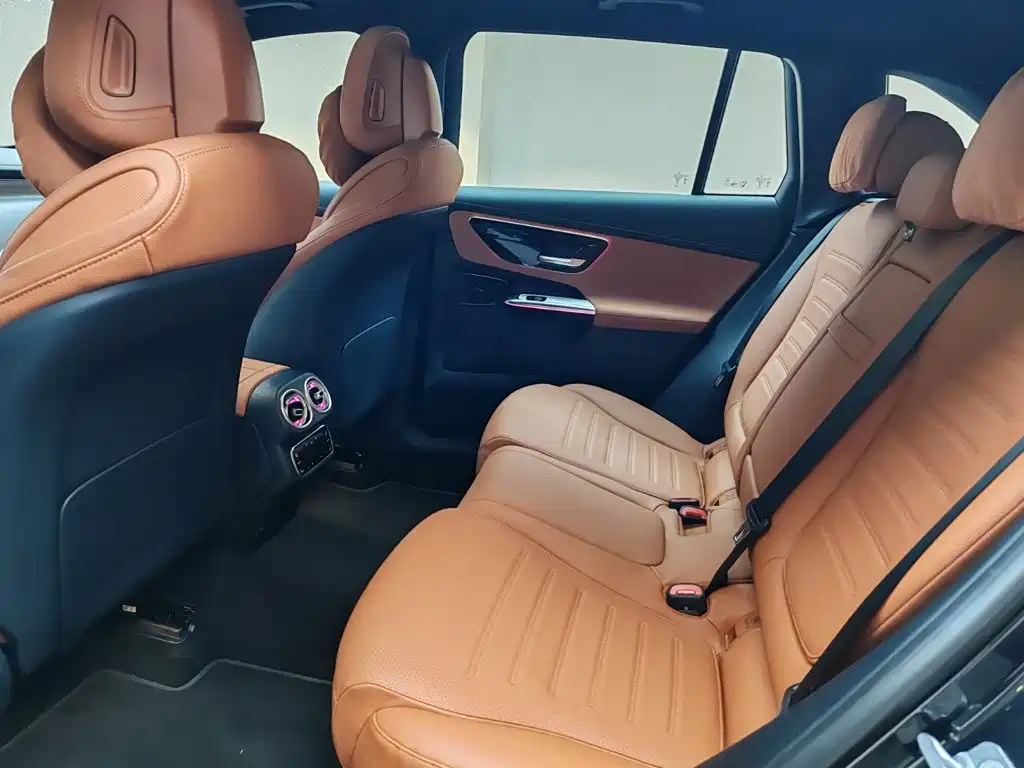 Mercedes-Benz GLC — миниатюра 11