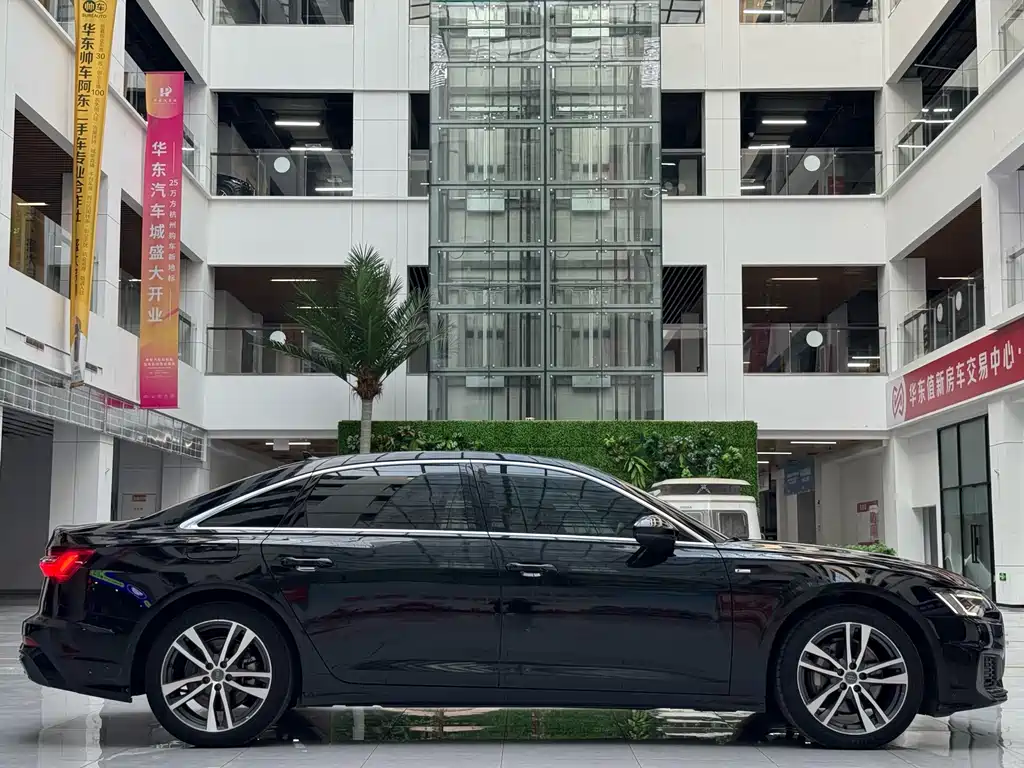 Audi A6L 2021 40 TFSI Luxury