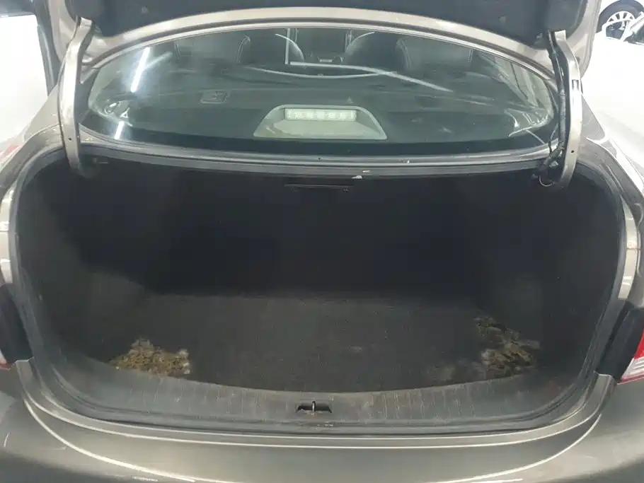 Nissan Sylphy — миниатюра 4