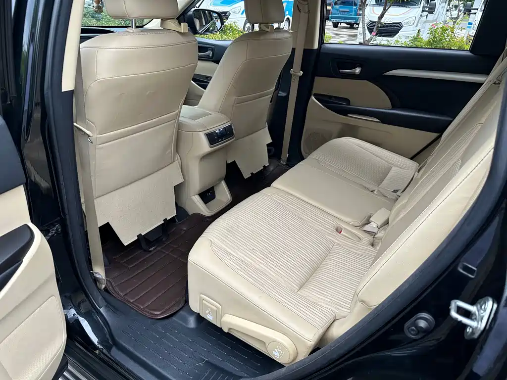 Toyota Highlander — фотографии объявления, Фото 22