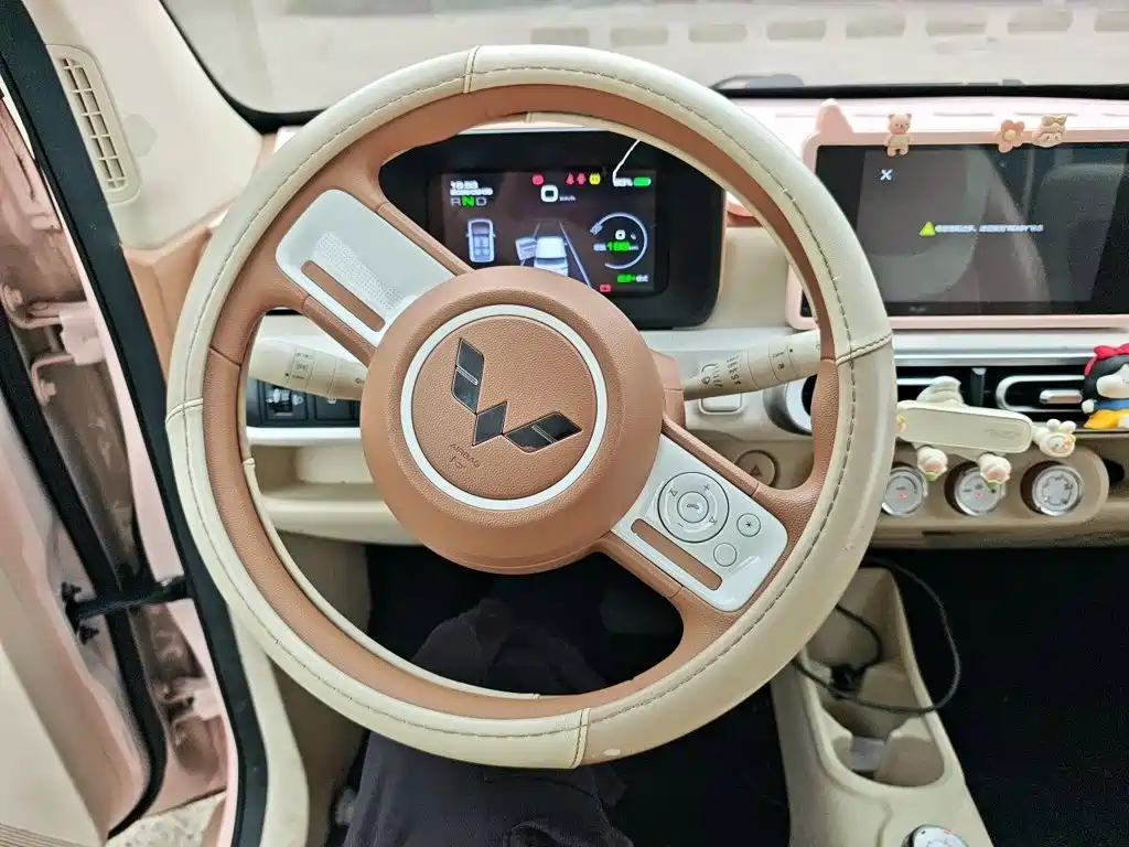 Wuling MINIEV — миниатюра 11