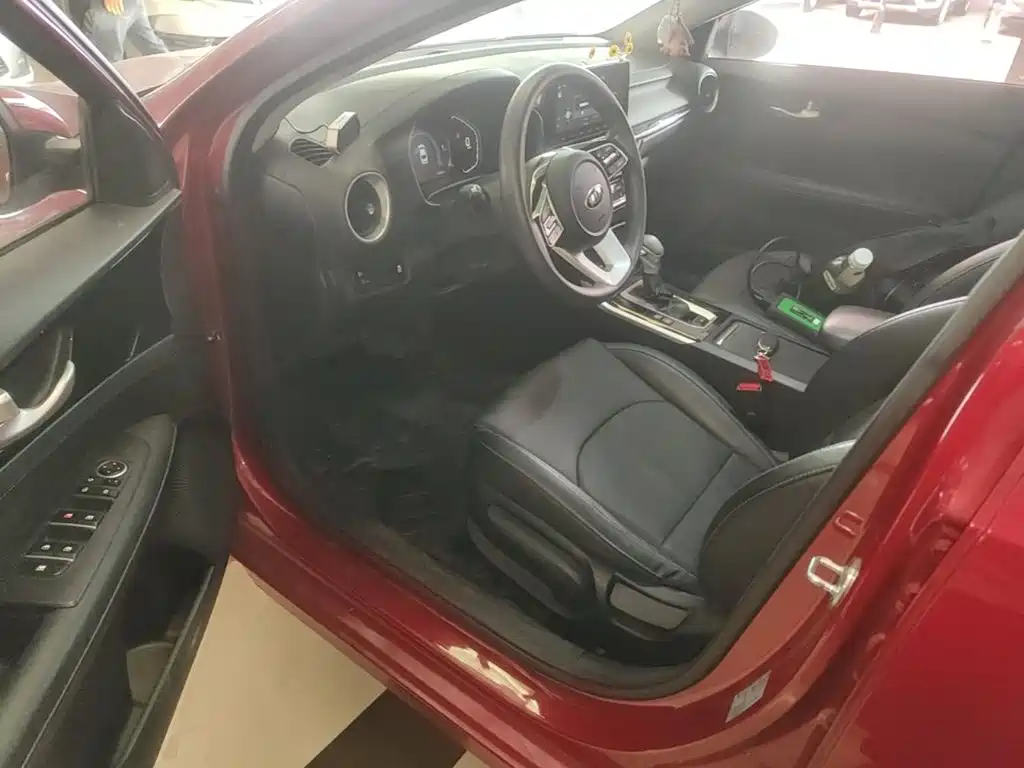 Kia K3 — миниатюра 16