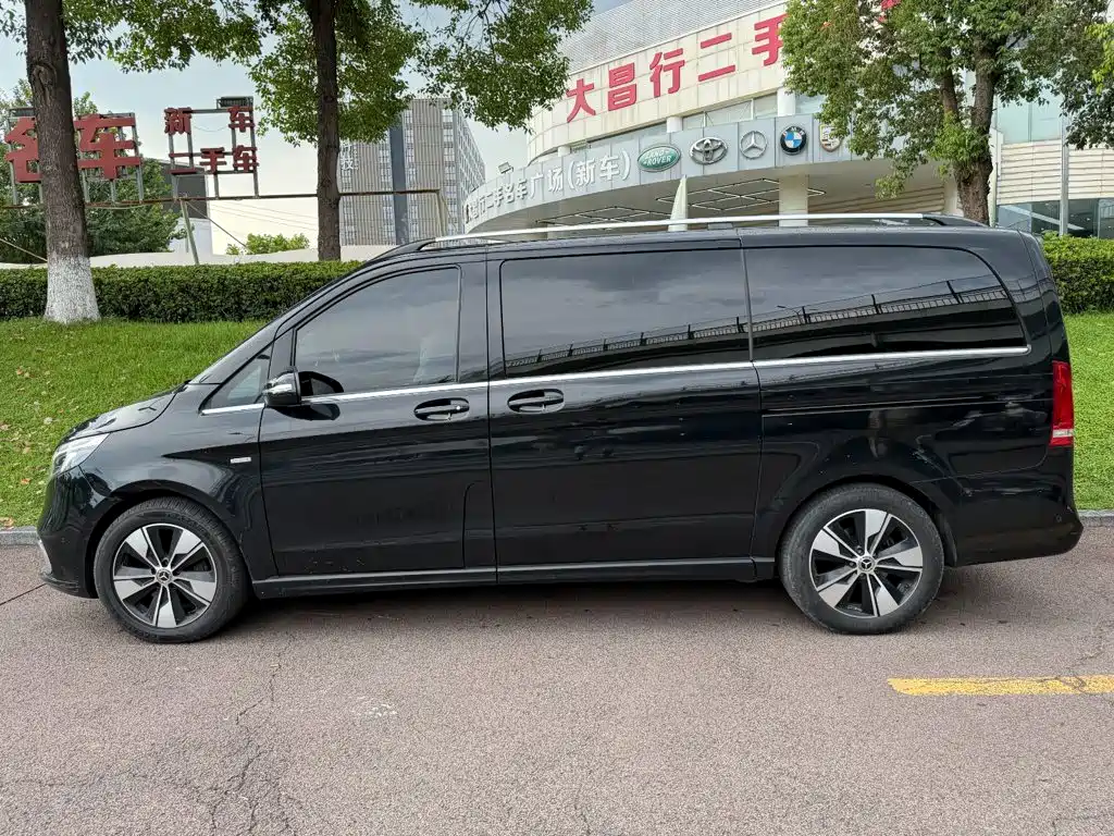 Mercedes-Benz V-Class — миниатюра 3