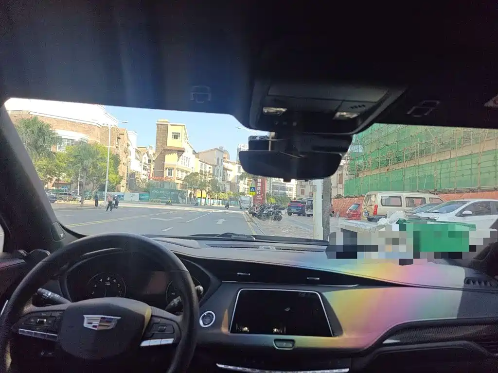 Cadillac XT4 — миниатюра 14