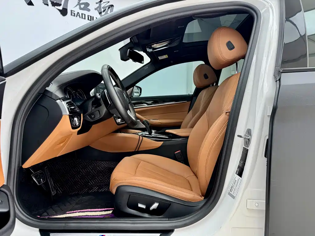 BMW 5 Series — миниатюра 5