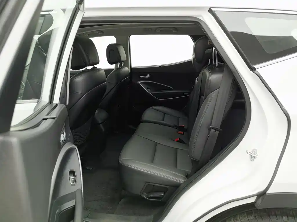 Hyundai Santa Fe — миниатюра 15